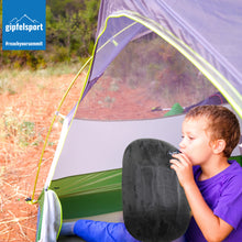 Campingkissen mit Bezug, Reise Kissen zum Aufblasen, dunkelblau | Neue Technologie | Genieße sofortige Entspannung mit unserem Reisekissen - mit der extrem schnellen Aufblasfunktion bist du im Handumdrehen bereit für eine erholsame Nacht unter den Sternen! Lade das Bild in den Galerie-Viewer, Campingkissen mit Bezug, Reise Kissen zum Aufblasen, dunkelblau | Neue Technologie | Genieße sofortige Entspannung mit unserem Reisekissen - mit der extrem schnellen Aufblasfunktion bist du im Handumdrehen bereit für eine erholsame Nacht unter den Sternen!