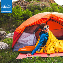 Campingkissen mit Bezug, Reise Kissen zum Aufblasen, orange | klein, leicht, kompakt | Erlebe ultimativen Schlafkomfort unterwegs mit unserem Camping Pillow - klein, leicht und kompakt für müheloses Transportieren und unvergessliche Outdoor-Abenteuer! Lade das Bild in den Galerie-Viewer, Campingkissen mit Bezug, Reise Kissen zum Aufblasen, orange | klein, leicht, kompakt | Erlebe ultimativen Schlafkomfort unterwegs mit unserem Camping Pillow - klein, leicht und kompakt für müheloses Transportieren und unvergessliche Outdoor-Abenteuer!